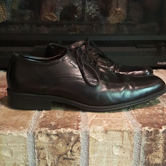 Bugatti | Leather Dress Shoes - Picture 3 of 8